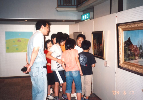 尾鷲市学校美術館　　2004年6月