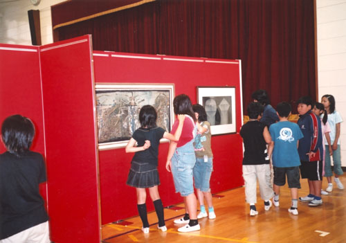 常磐小学校美術館　　2005年6月