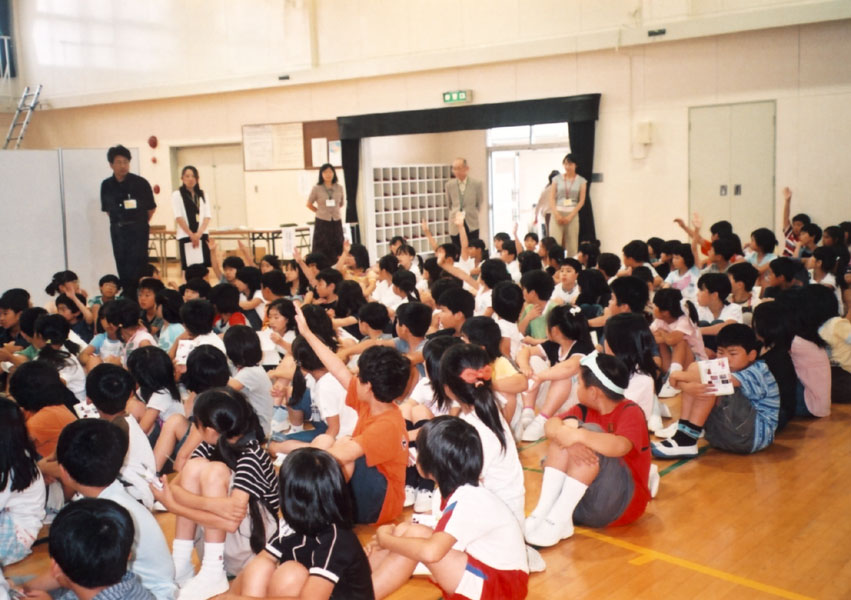 常磐小学校 学校美術館 観覧前のガイダンス