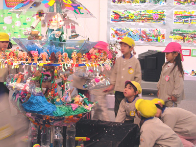 三重の子どもたち展　2008　会場風景1