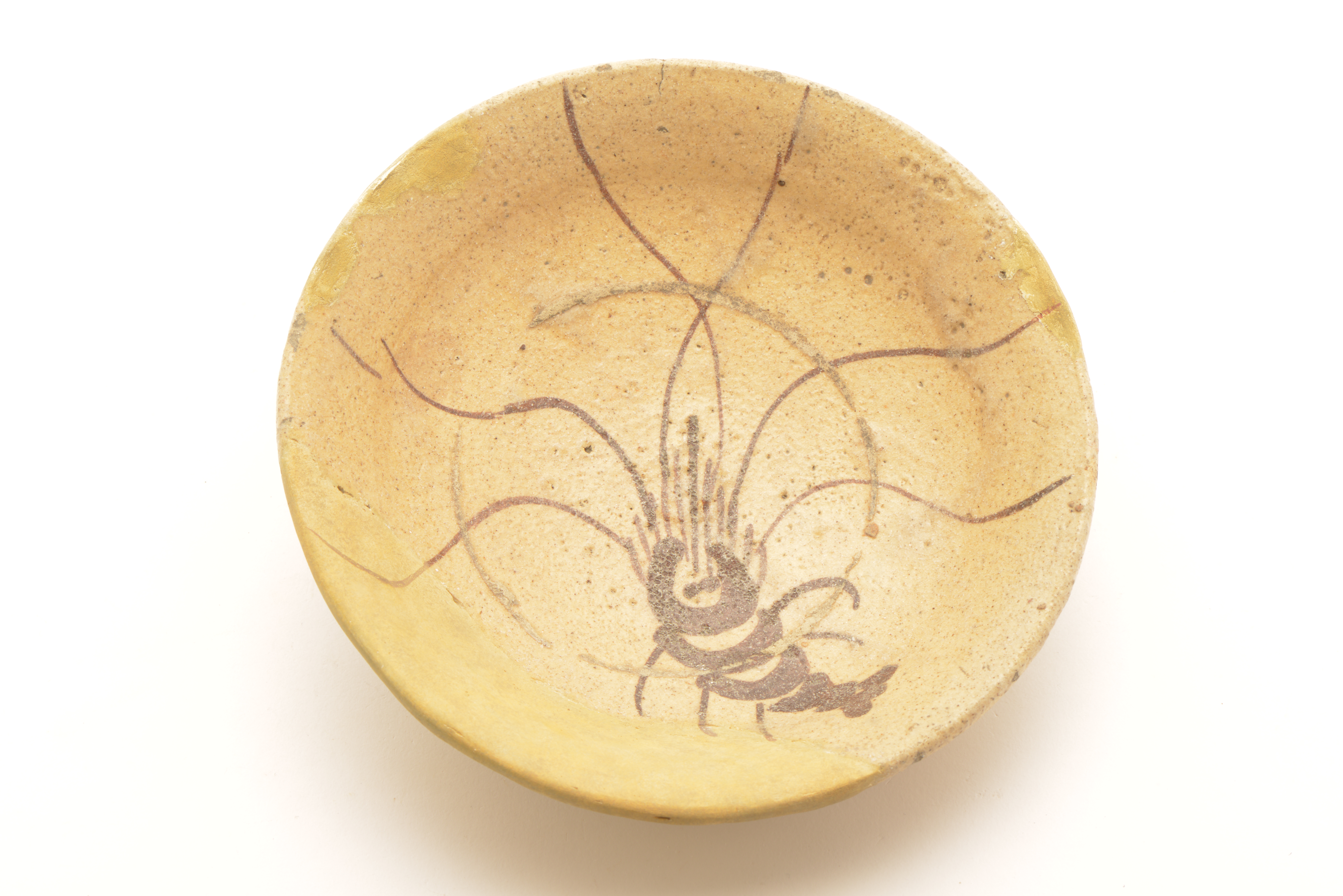 松坂城下町遺跡　エビの描かれた陶器皿