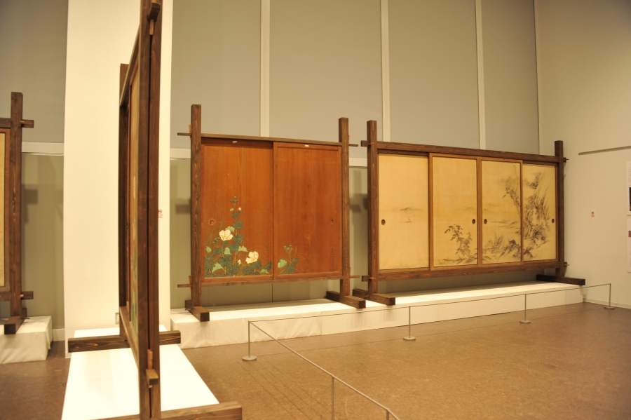交流展 よみがえる半泥子の千歳山荘展会場風景