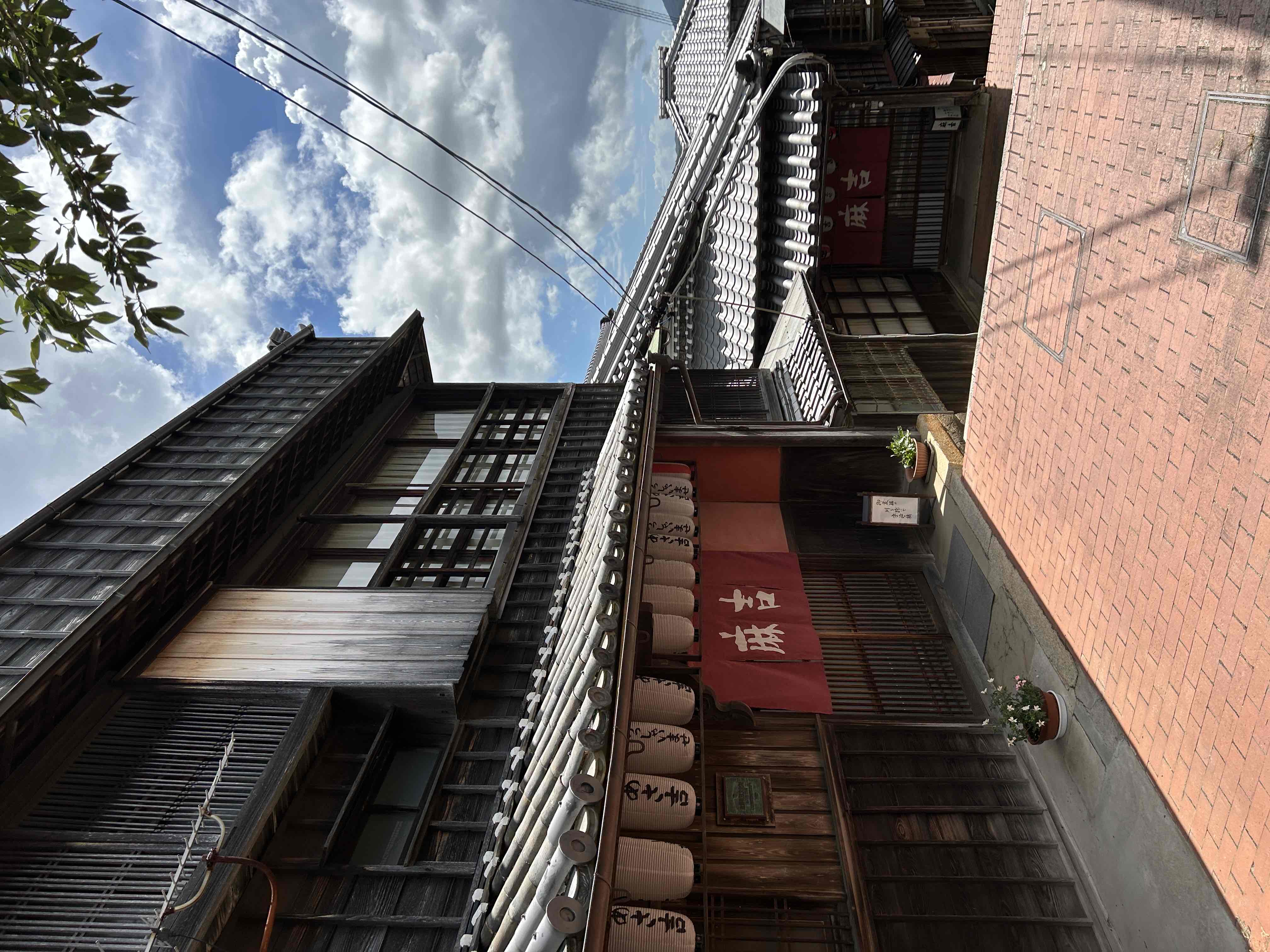 麻吉旅館
