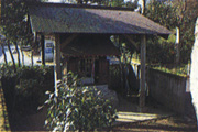 水神社の祠
