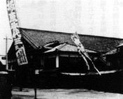 津の観音境内にあった曙座（吉川仁氏提供）
