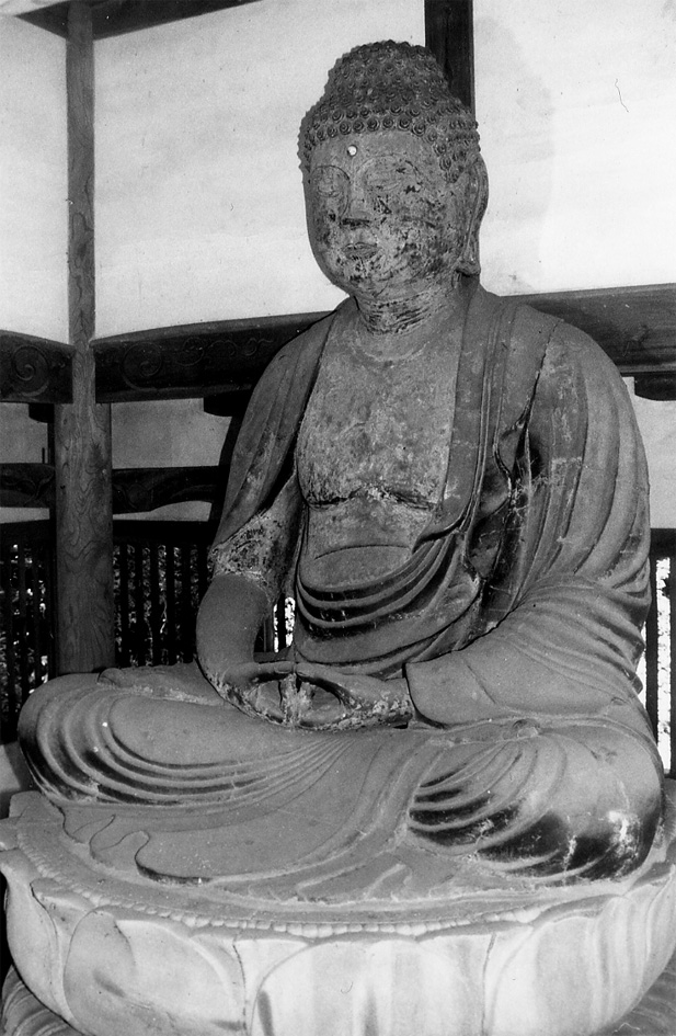 真楽寺の銅造阿弥陀如来坐像