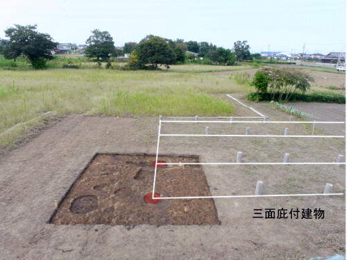 165-2次調査区は、三面庇付建物の再確認調査です。